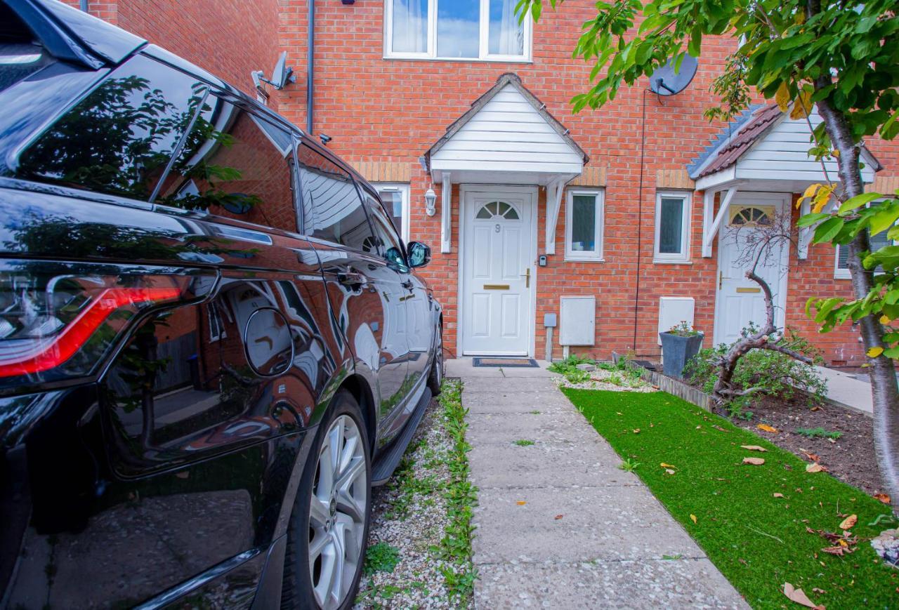 Intellect Suites Northampton Exterior foto